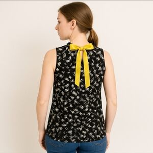 Robert Rodriguez Black & White Pleated Silk Blouse Size 2